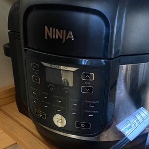 Ninja Black and Silver TenderCrisp Cooker